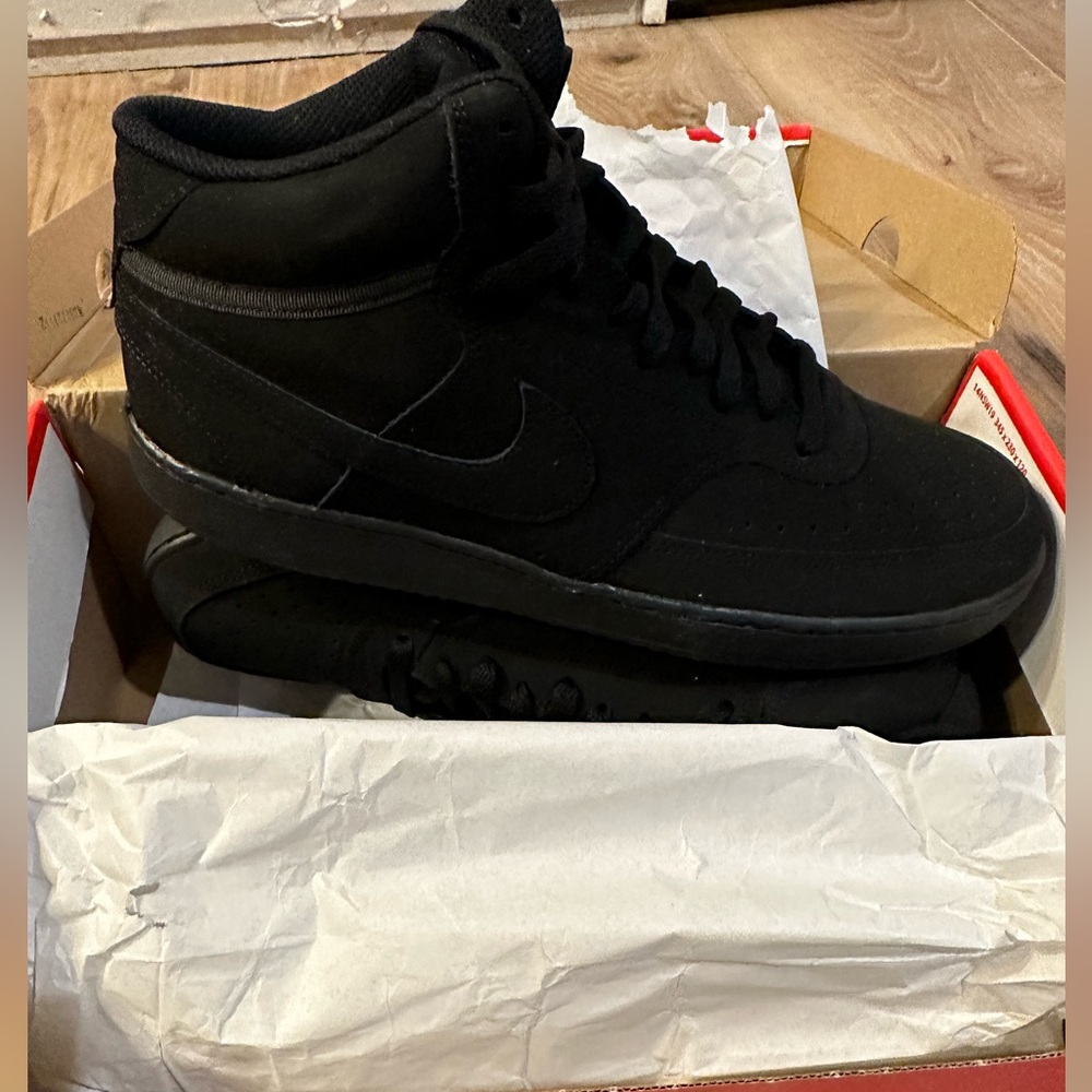 Men’s Nike court vision mid triple back